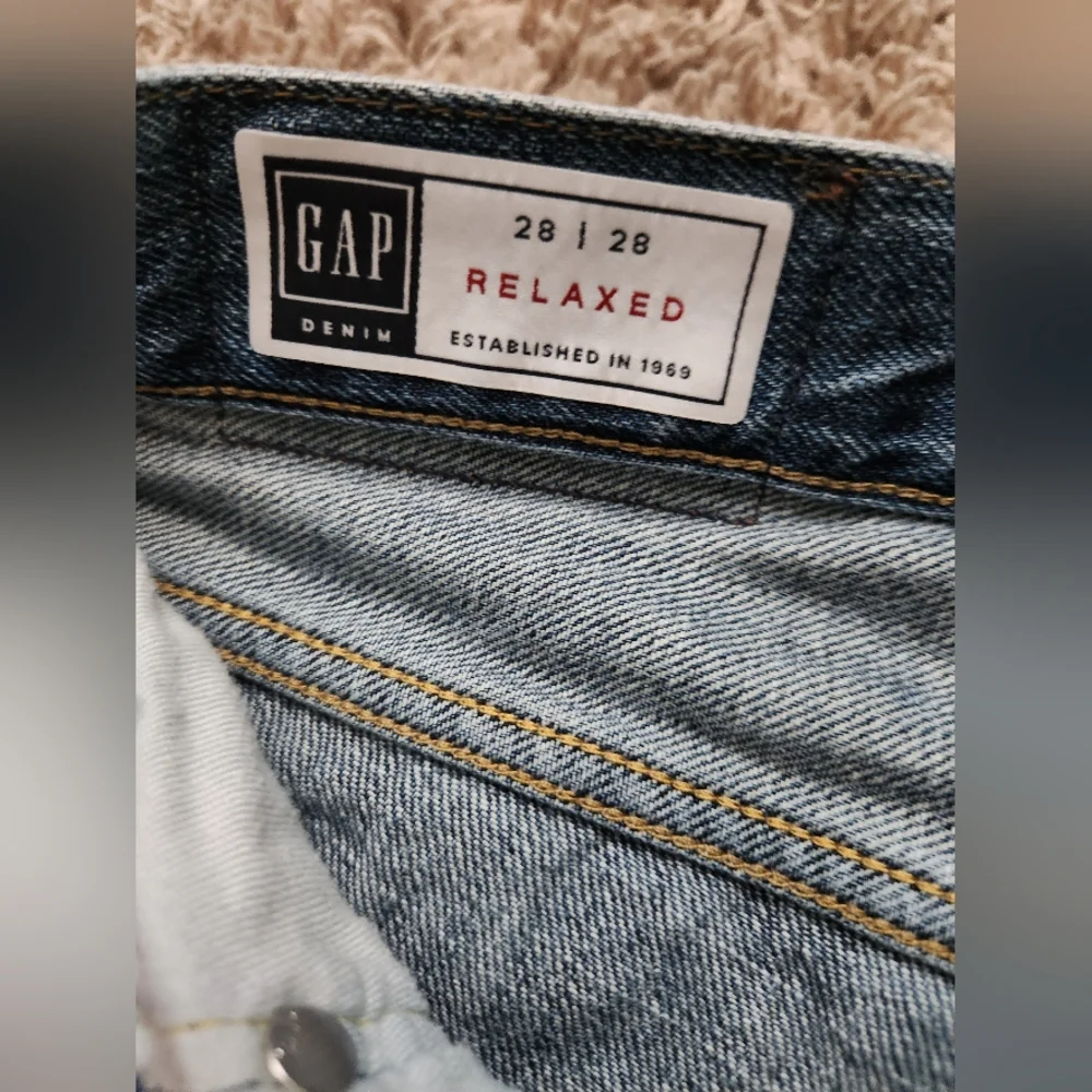 Men's GAP Relaxed Size 28 Relaxed Jeans - Picture 3 of 4